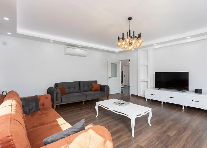 Villa Capital *